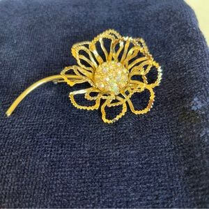 Vintage Sarah Coventry Silver Tone "Allusion” Flower Brooch Pin 1968 Signed EUC